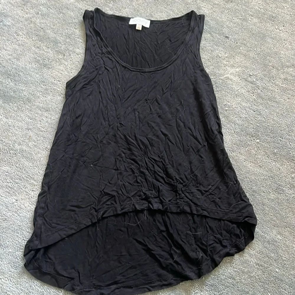 Society T - Shorter in Front Black Tank Top - Super Soft - Size Small